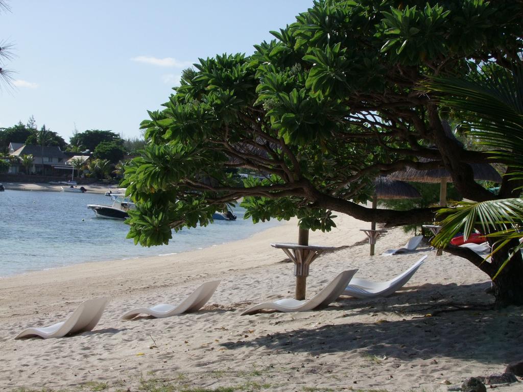 So Beach Villa In Situ Roches Noires Номер фото